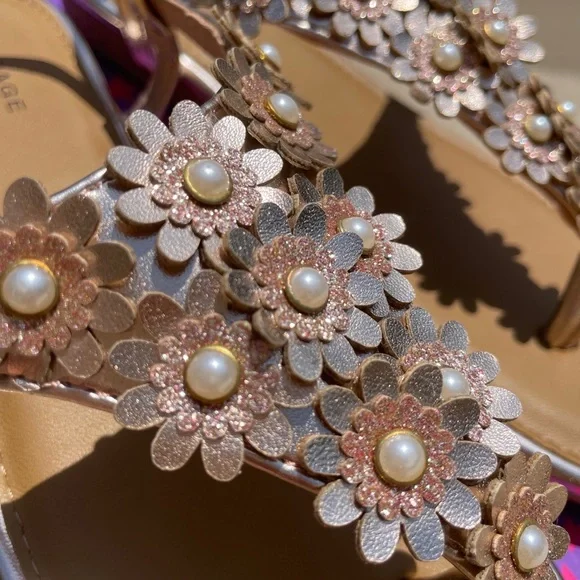 NEW Rampage Girls Sandals Brianna Rose Gold Sz 5 M  (sizes 2 & 4 also Available) - Picture 7 of 12